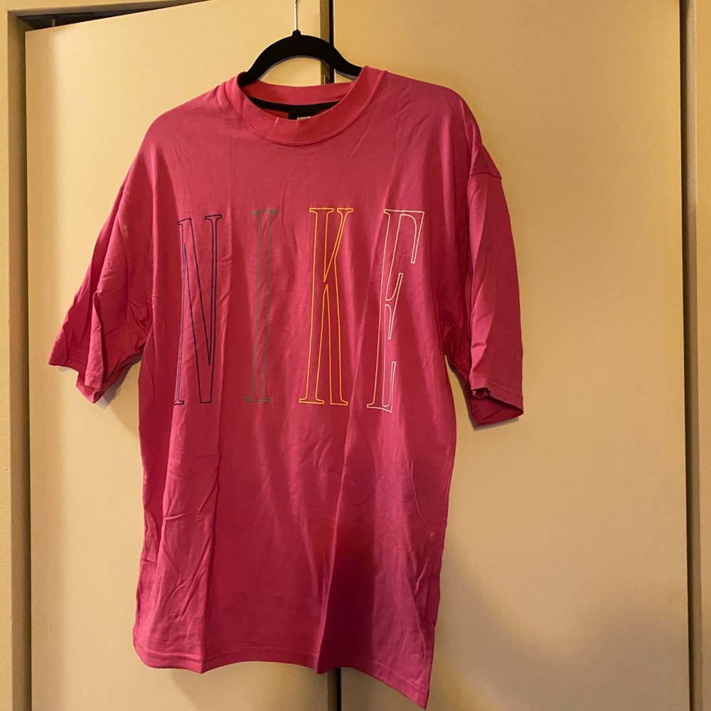 Nike unisex boxy tee